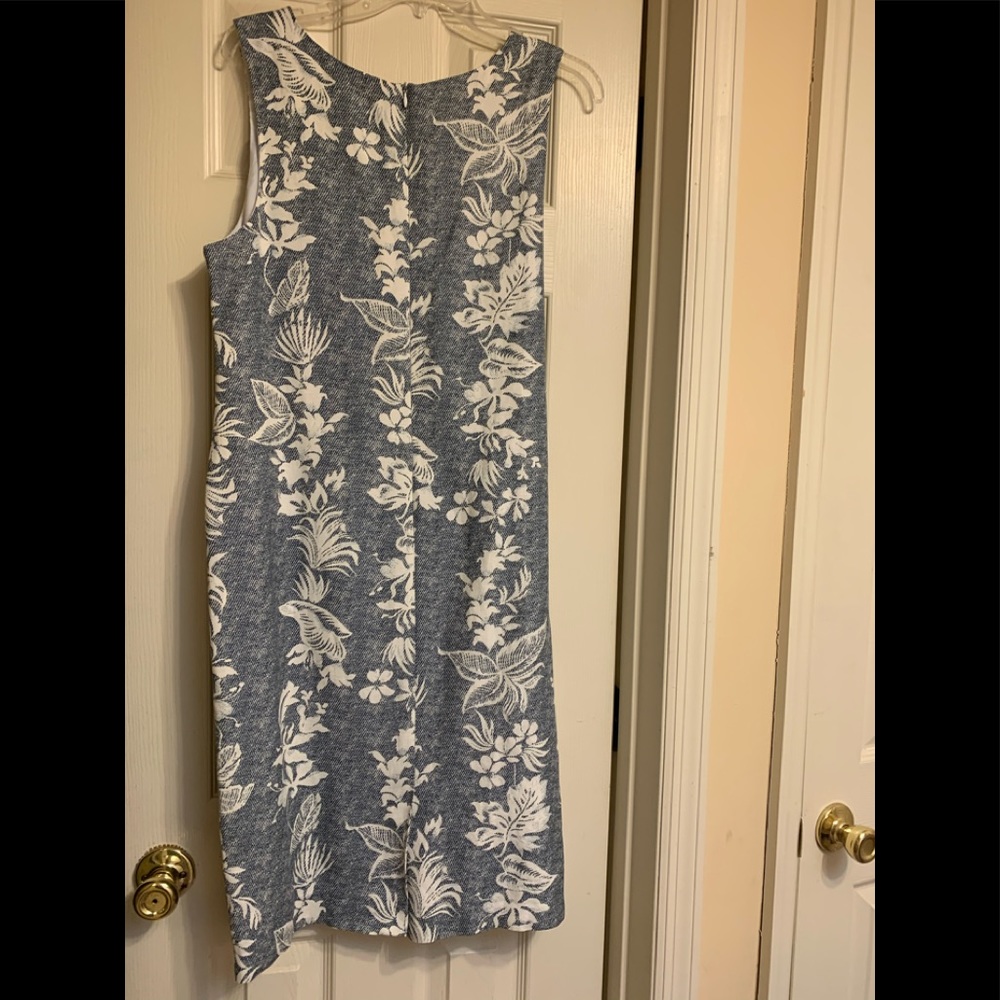 V- necked linen/ rayon dress